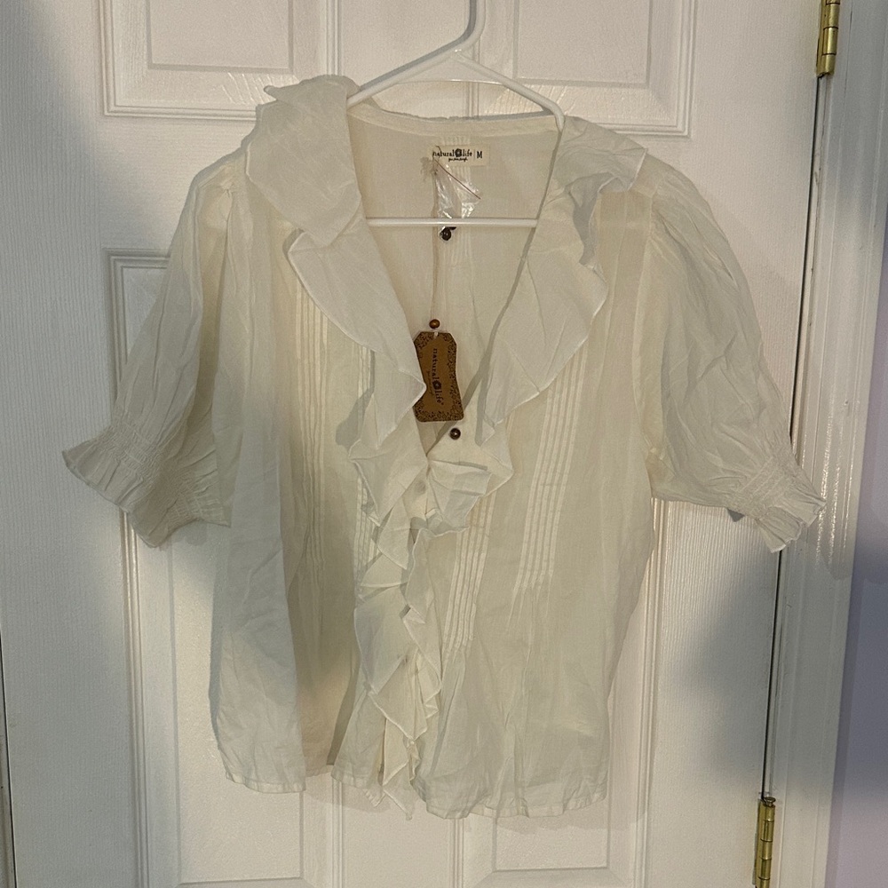 NWT- Natural Life Cream Ruffle Blouse M